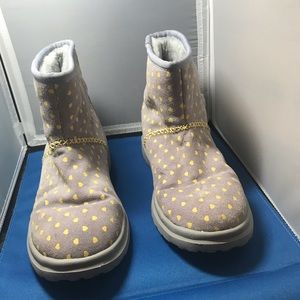 Ugg I heart mini boots 7
